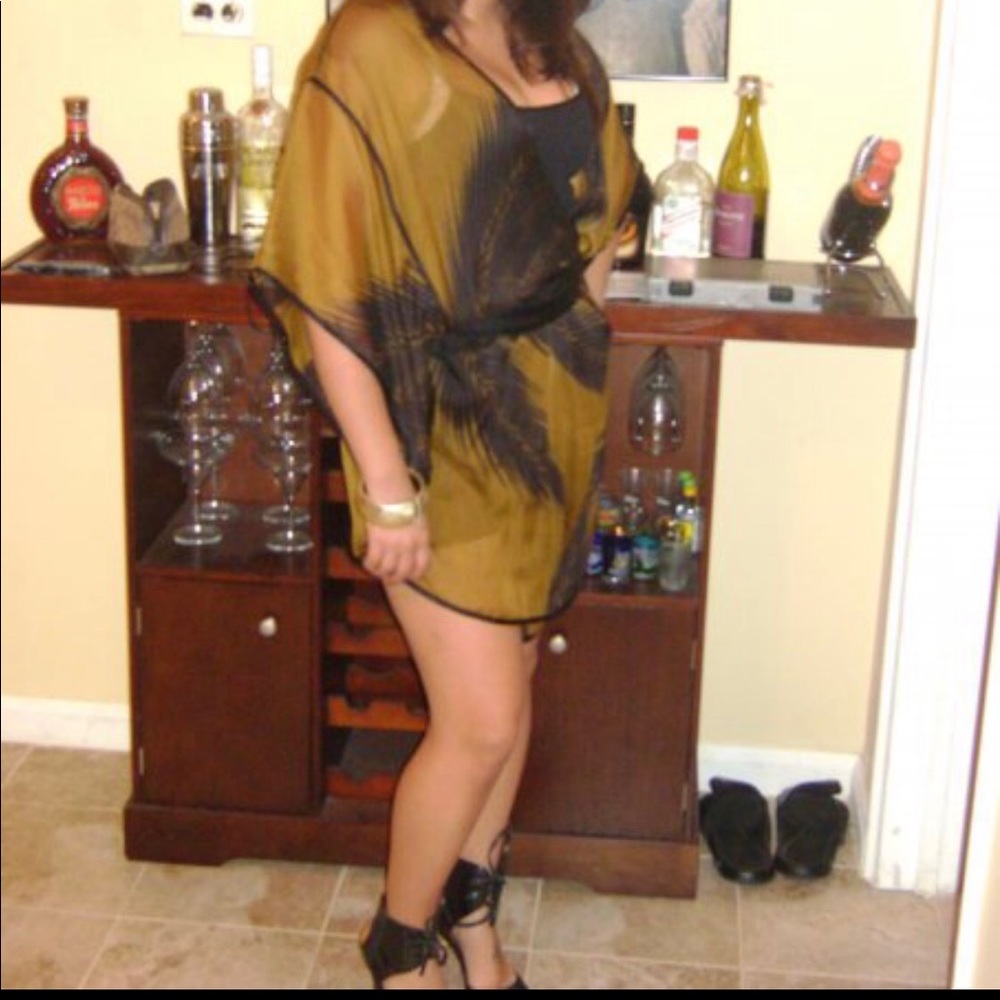Dress - Picture 6 of 6